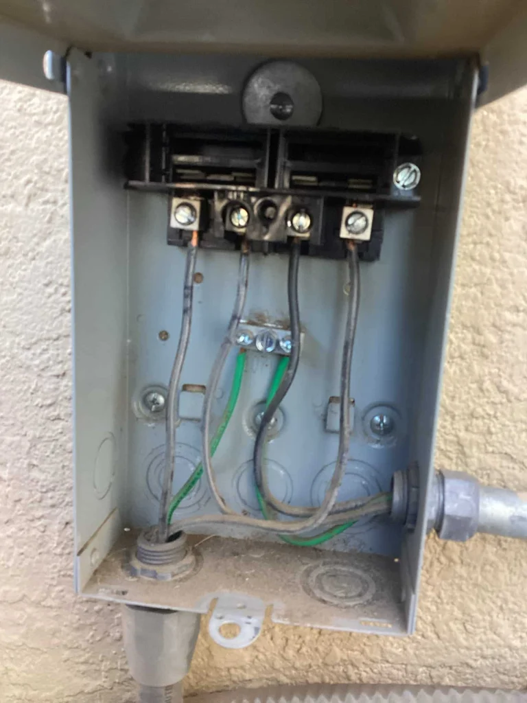 Electrical shutoff and disconnect box in need of repair