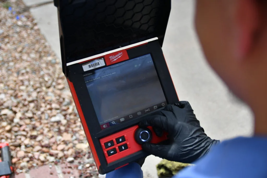 Technician using Milwaukee thermal imaging in Albuquerque, NM